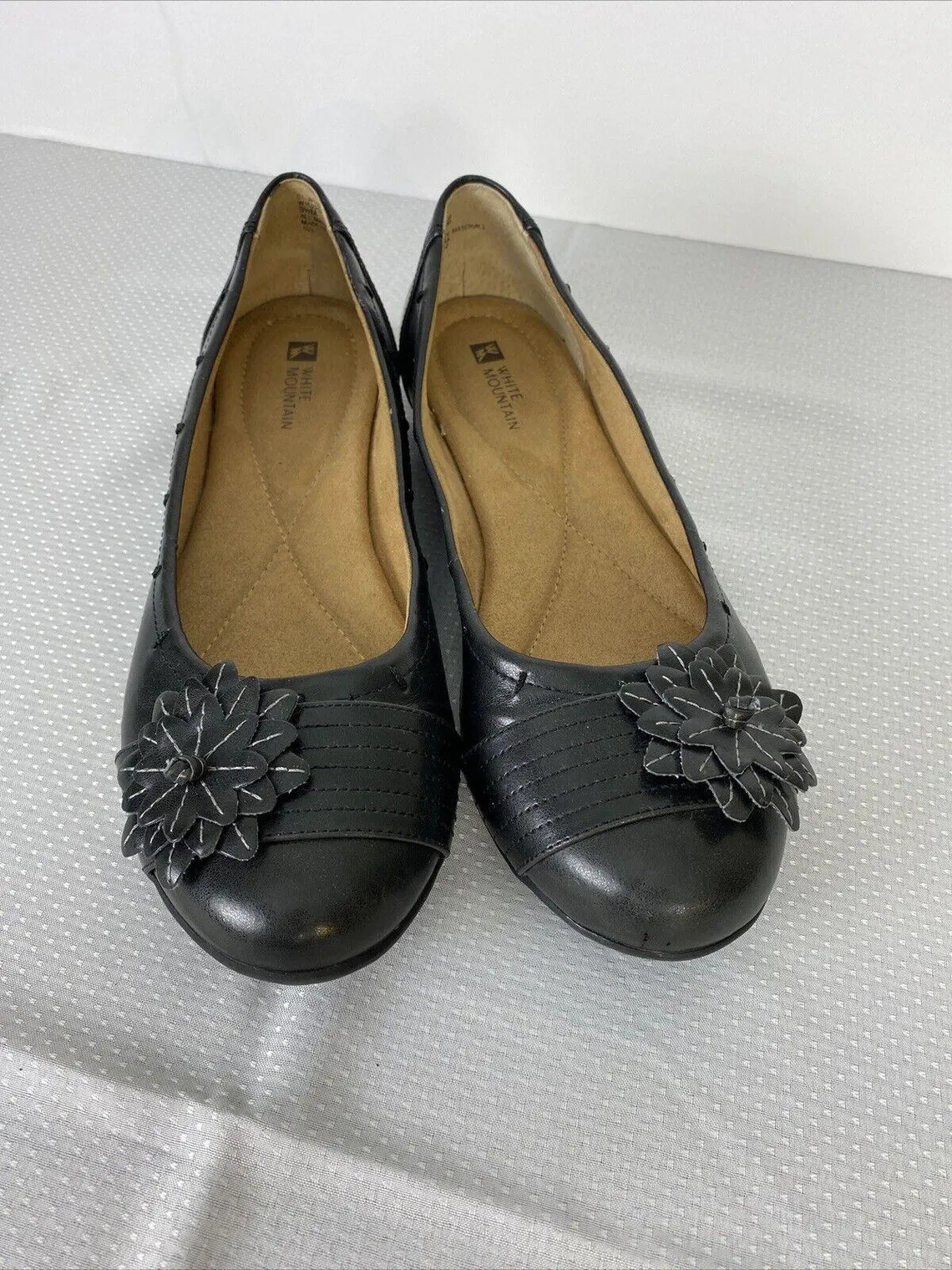 women-black-shoe